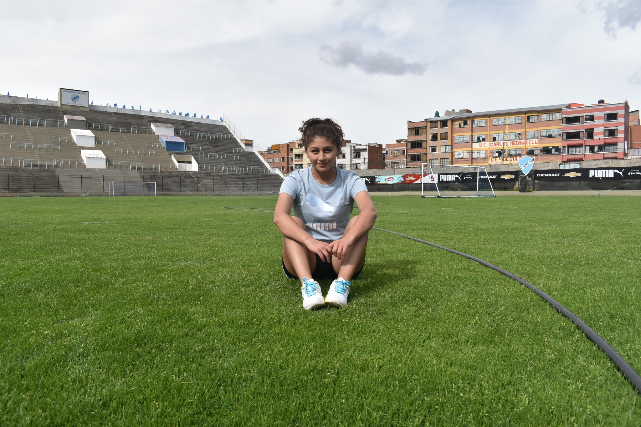 De la Cancha al Micrófono: La Inspiradora Historia de Salma Carrión